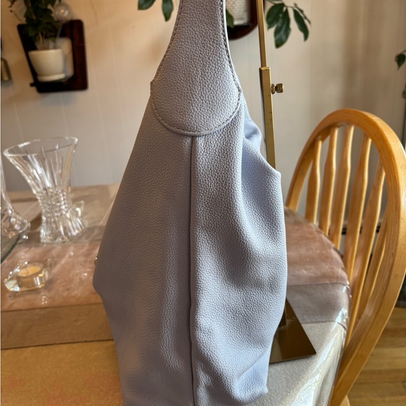 Dooney and Bourke shoulder bag - Picture 4 of 12